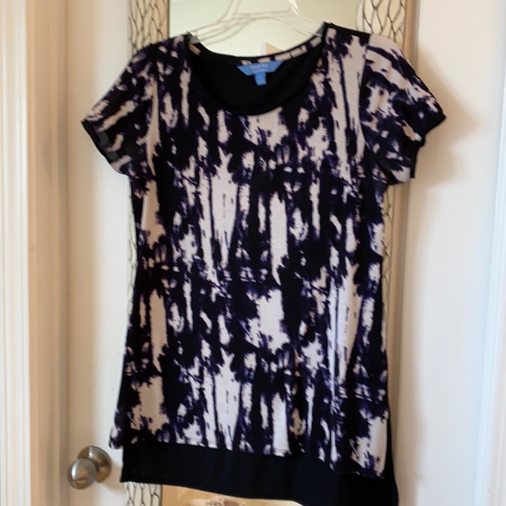 Simply Vera Vera wang tie dye print top